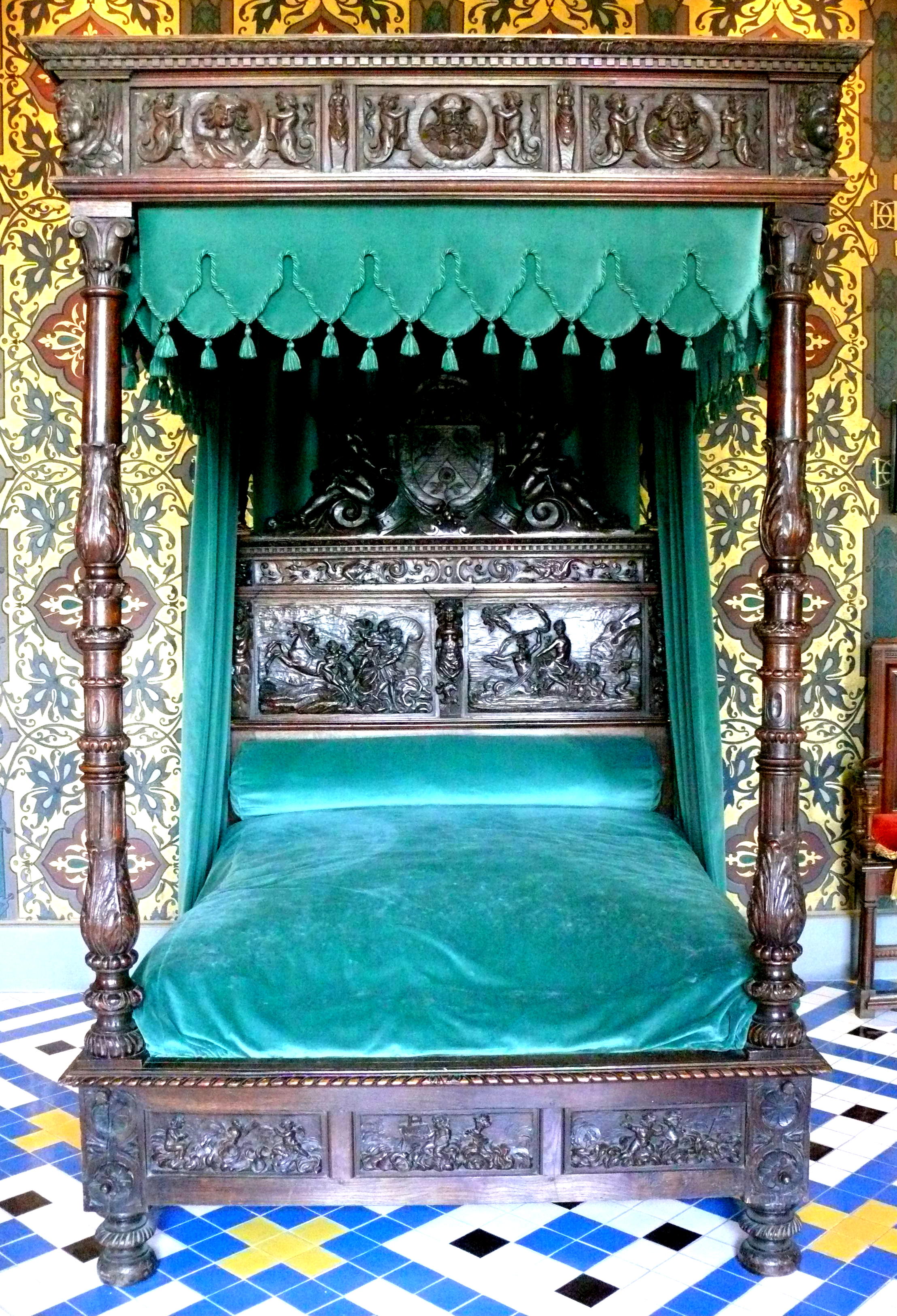 Renaissance style bed