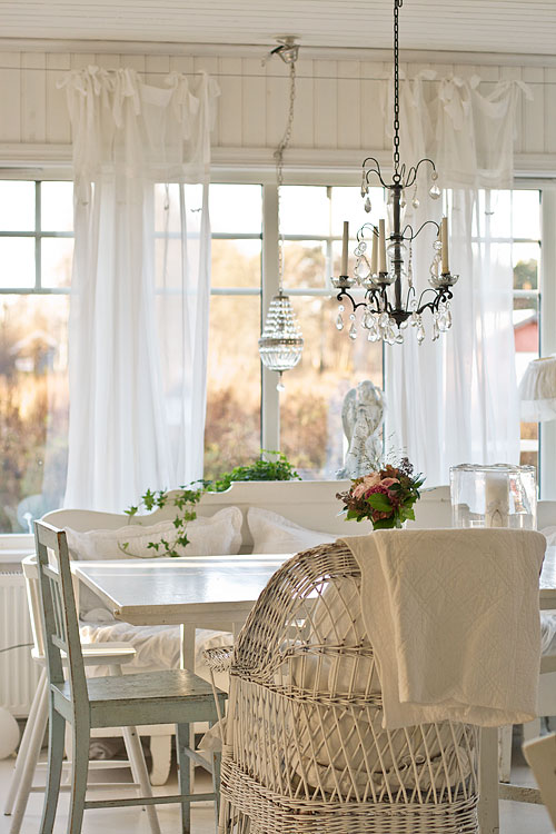 Shabby Chic Dining Room Ideas: Awesome Tables, Chairs And 