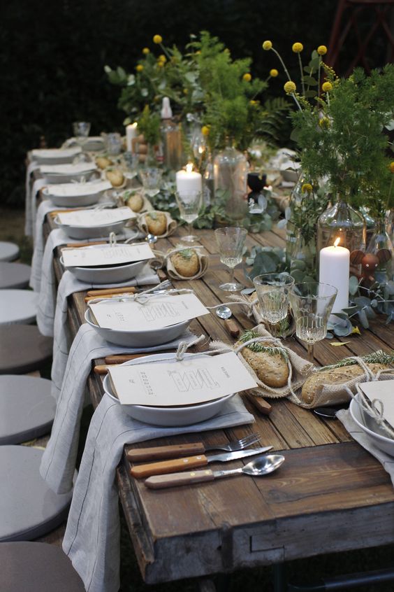 5 Must Haves for Your Autumn Patio Party