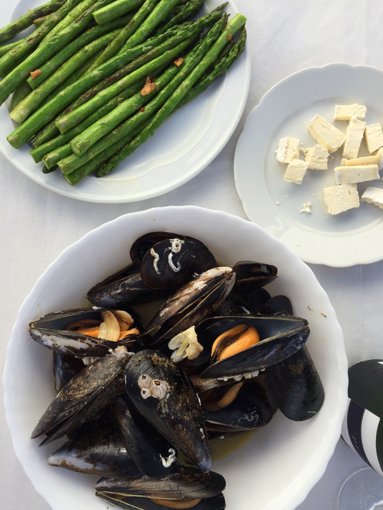 The Easiest Way To Cook Mussels