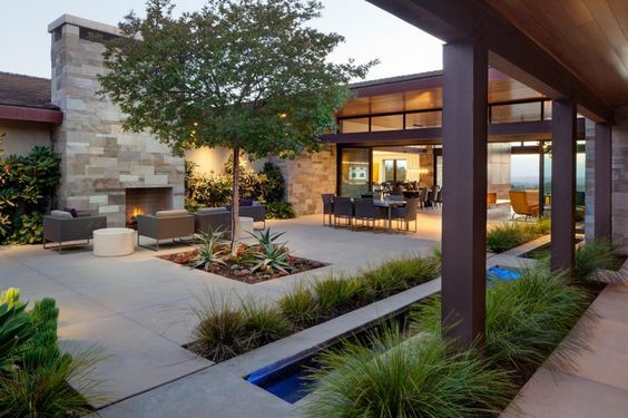 modern courtyard 