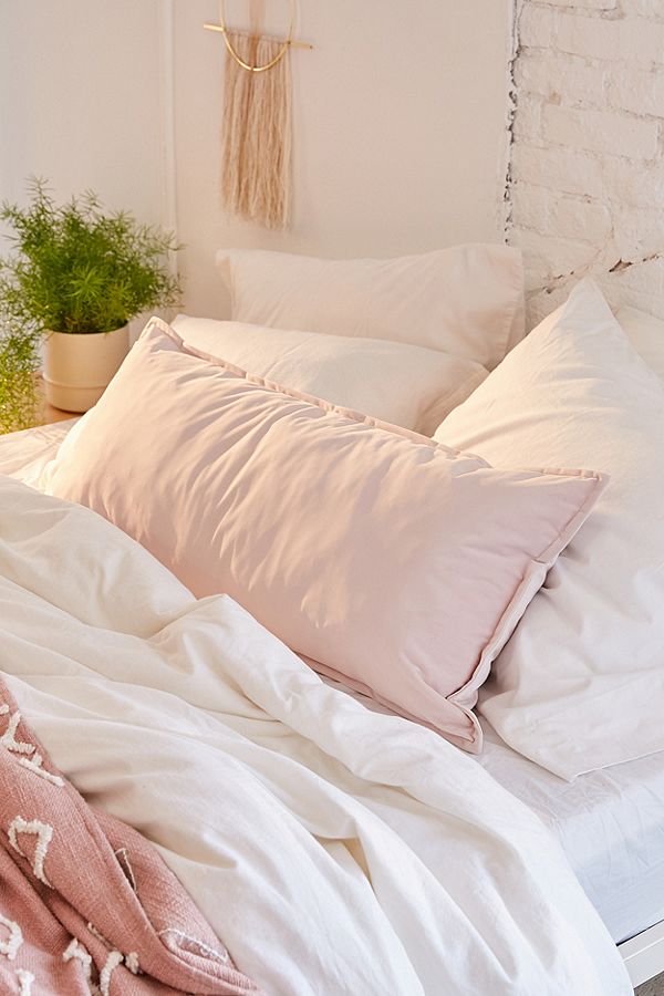 5 Tips For Buying The Best Body Pillow