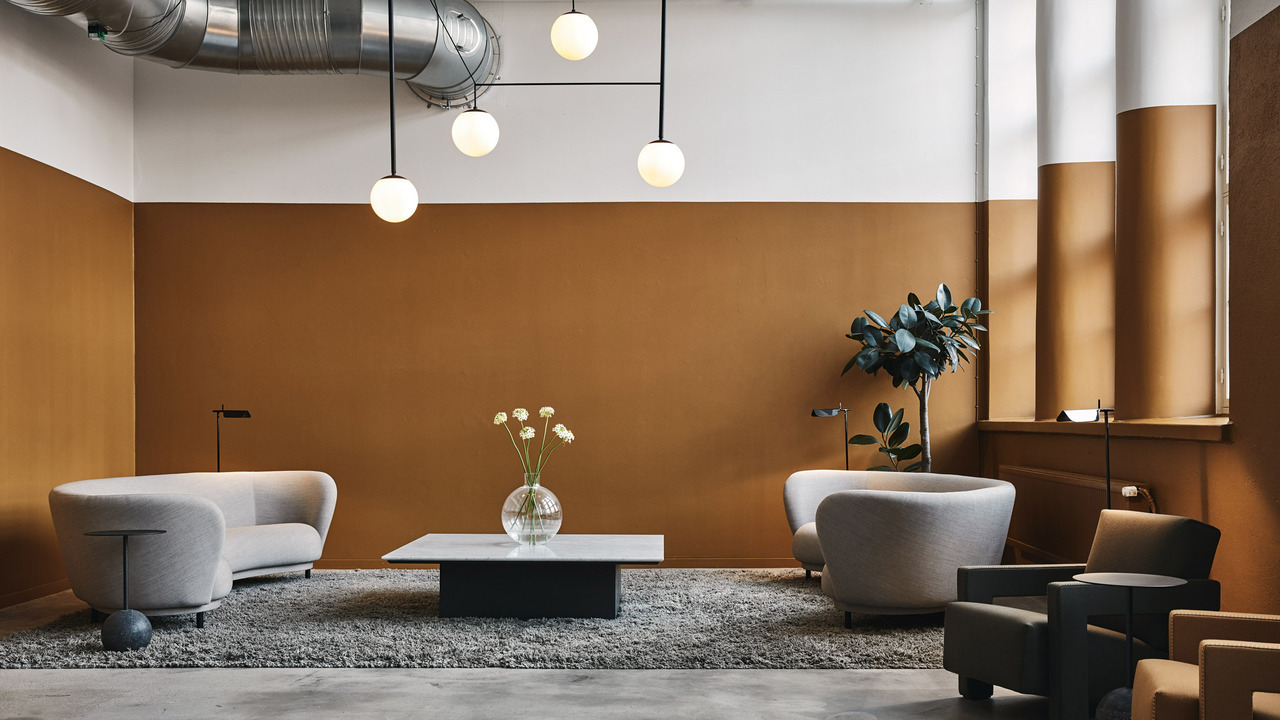 Interior Design Tips to Give Your Office a Modern Look