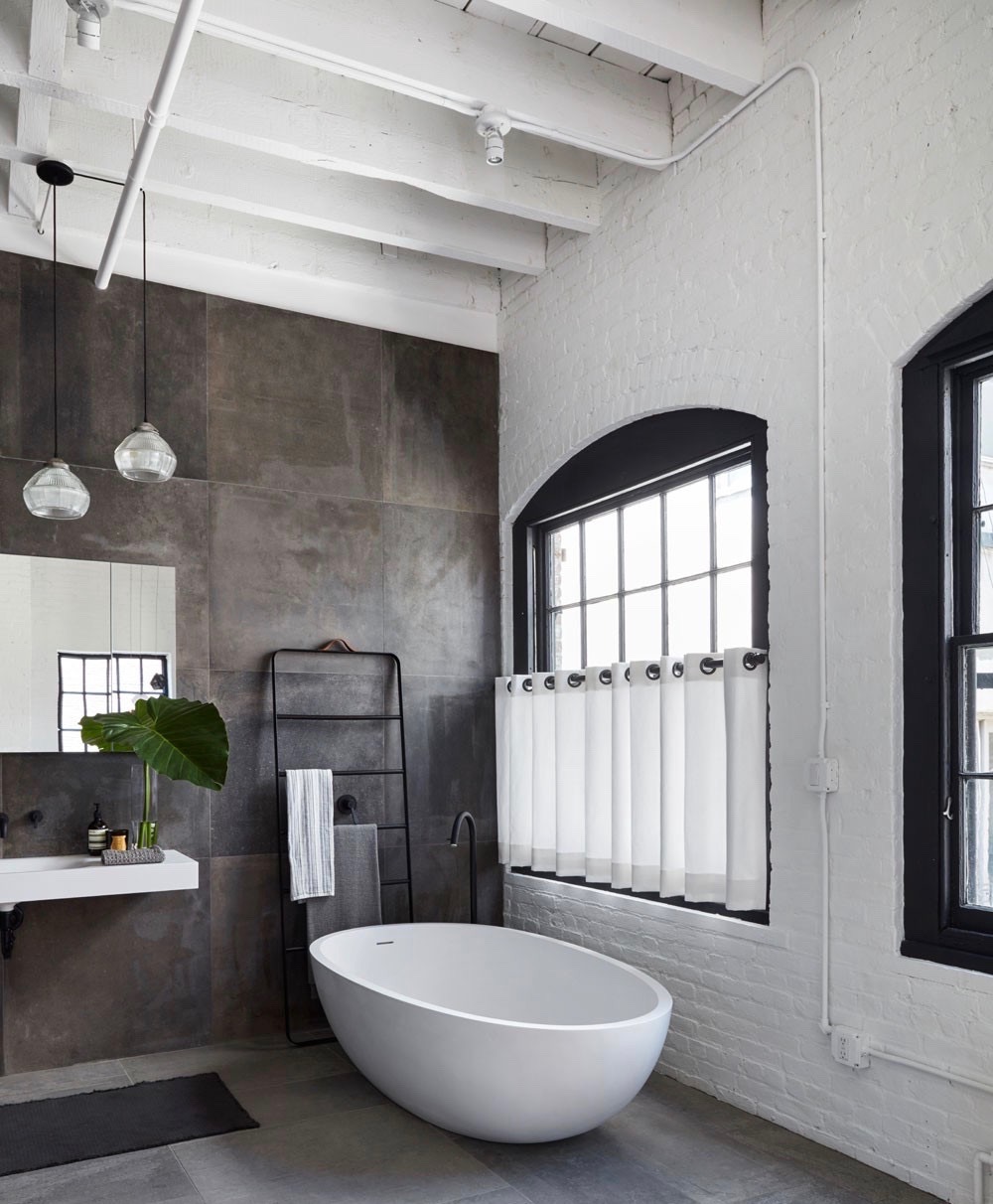 4 Tips to Renovating Your Bathroom