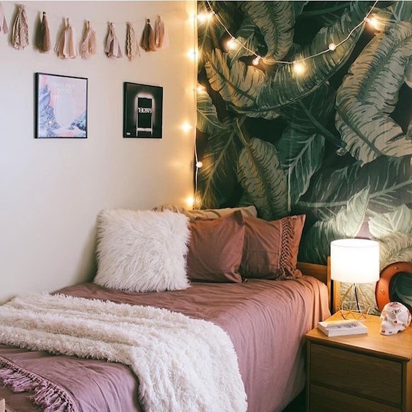 5 Creative Ways to Decorate Your Dorm Room