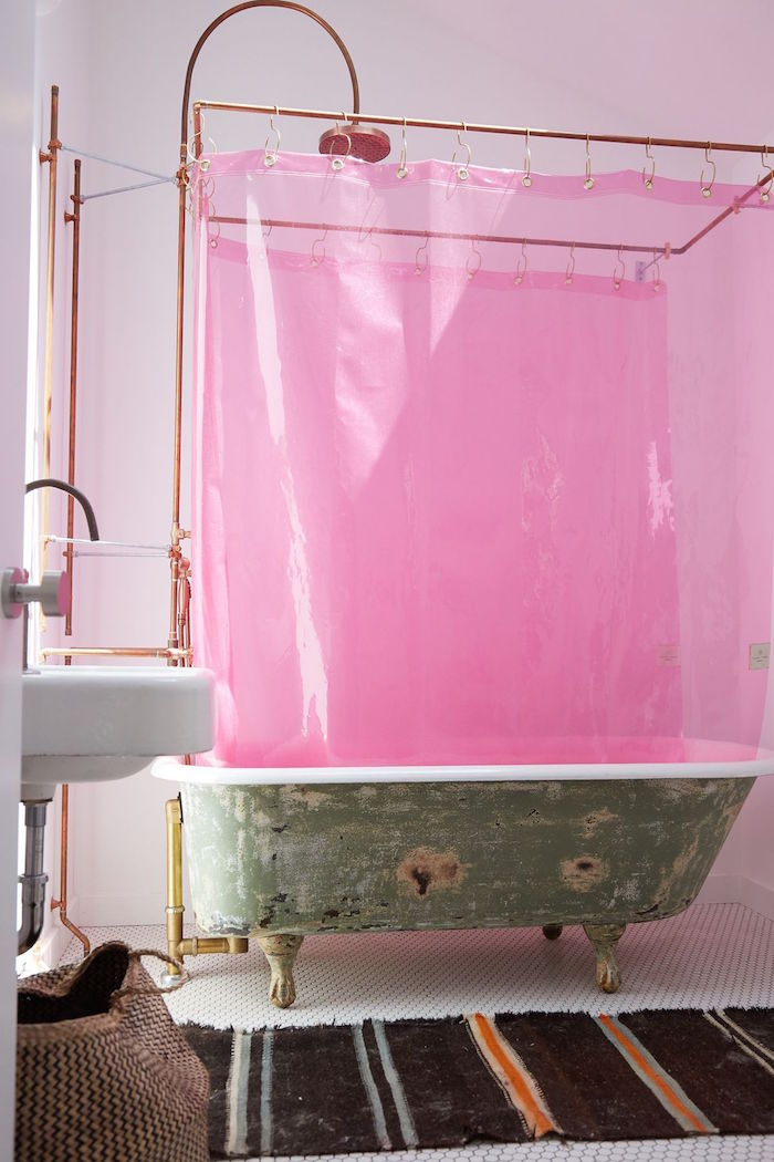 Clever Bathroom Makeovers On a Budget