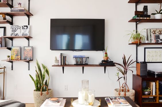 Featured image of post Living Room Floating Tv Stand / This floating tv stand boasts contemporary minimalist design that pairs perfctly with any flat screen tv.