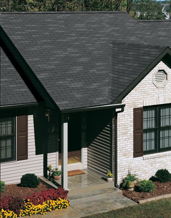Introducing Asphalt Roof Shingles – Are They Right For You?