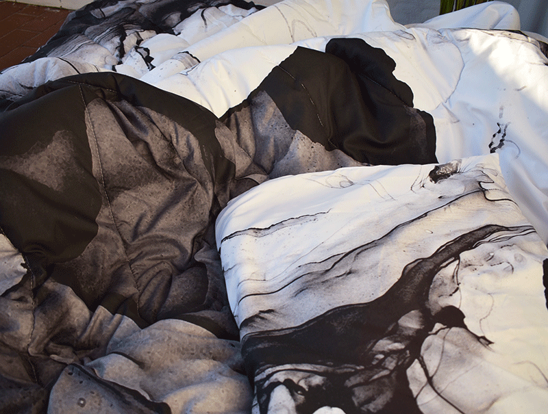 Review Society6 Marble Comforter, Society6 Duvet Cover Review