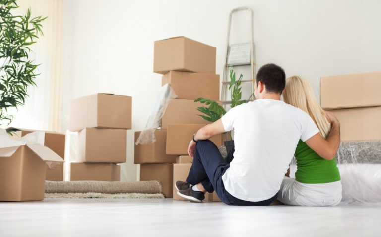 Should You Pack It Yourself or Entrust It To Movers?