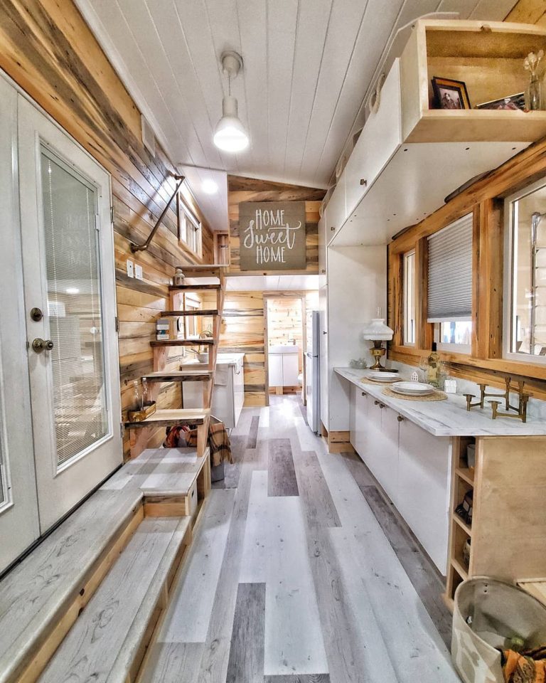 6 Ways To Give Your Tiny House A Mansion’s Style