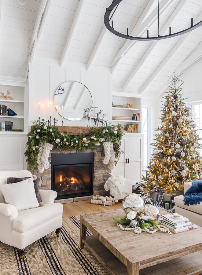 Make Your House Look Christmassy with These 4 Tips