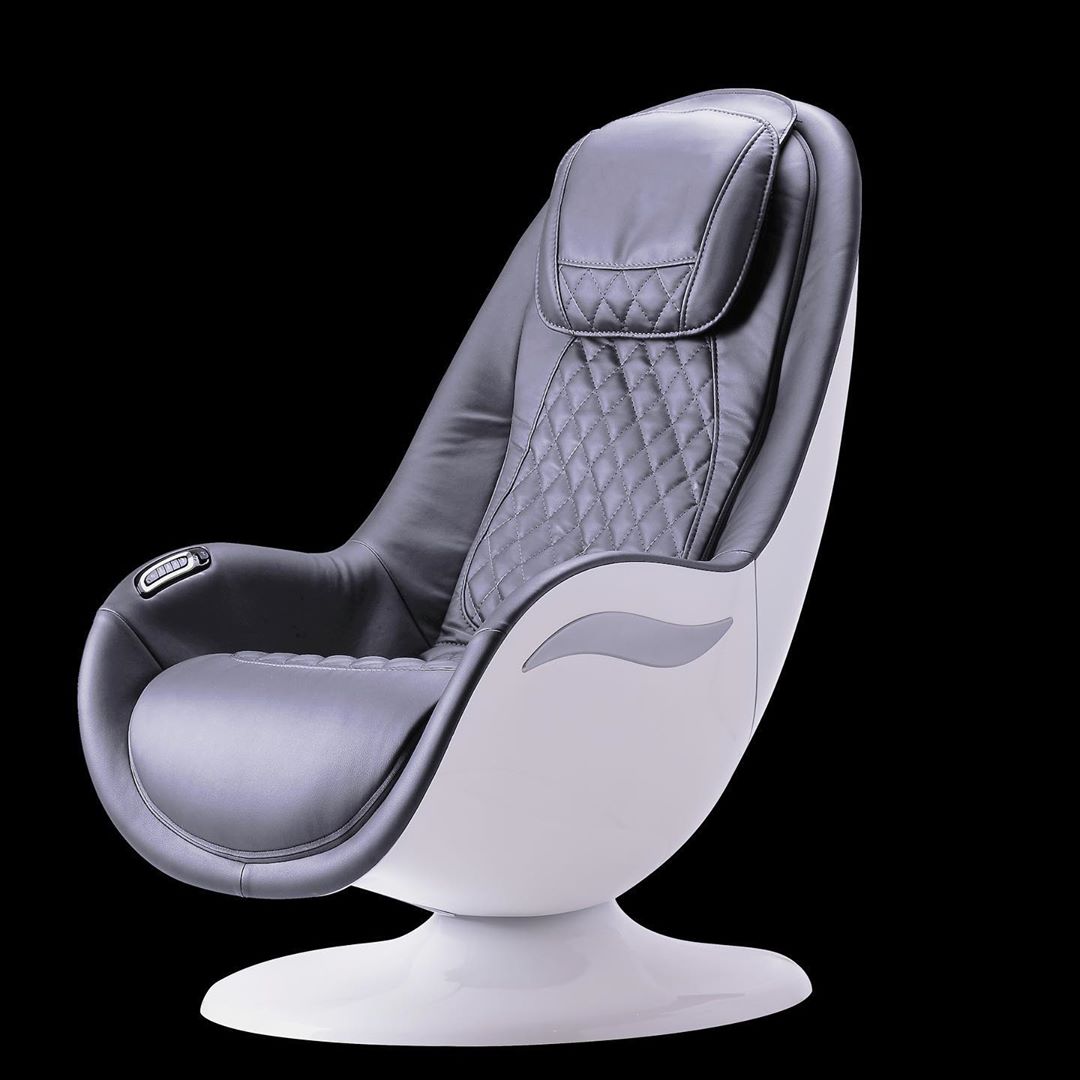 White and black Massage Chair