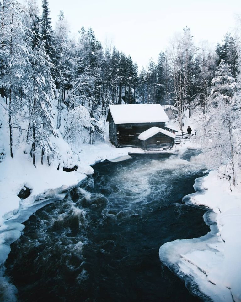 4 Tips to Properly Winterize Your Cabin