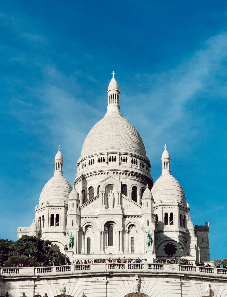 Sacré-Coeur Cathedral in Monmartre: One Day Visit