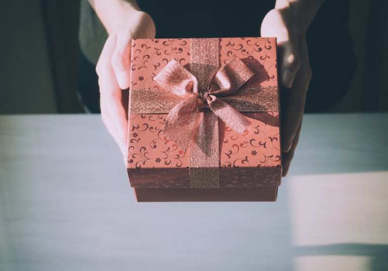 5 Things You Can Gift Him as A Gift