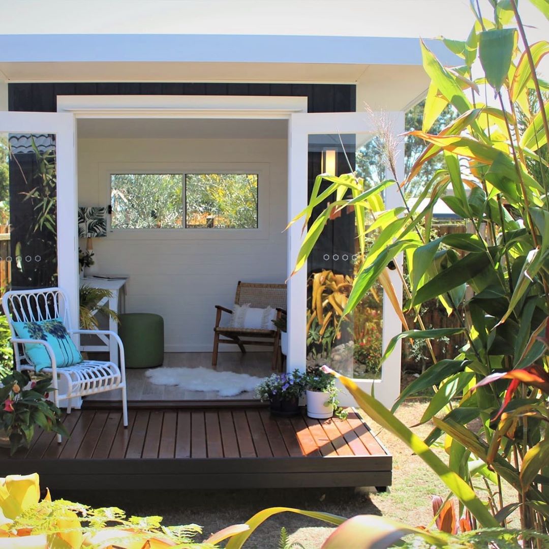 Modular home porch
