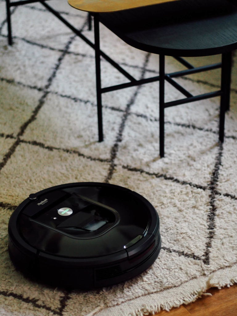 Advantages of Using a Robot Vacuum Cleaner
