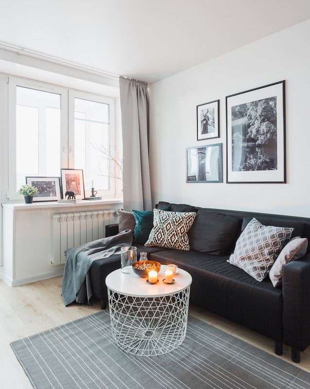 3 Ideas to Make a Small Living Room Feel Chic