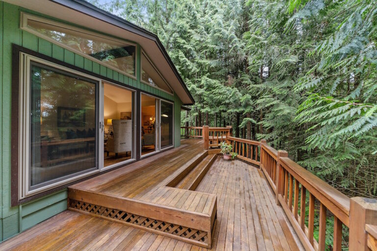 7 Awesome Designs To Transform Your Deck