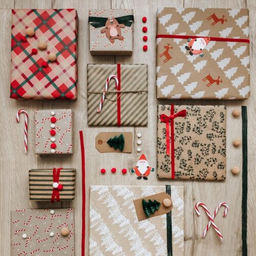 Five Decorative Ideas To Reuse Wrapping Paper | L'Essenziale