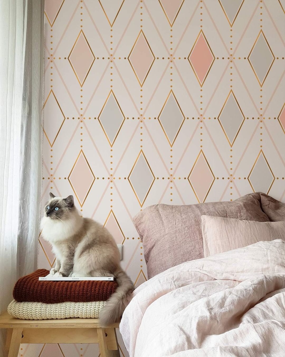 Why Are Wallpapers Becoming A Solution For Your Home Design Woes?