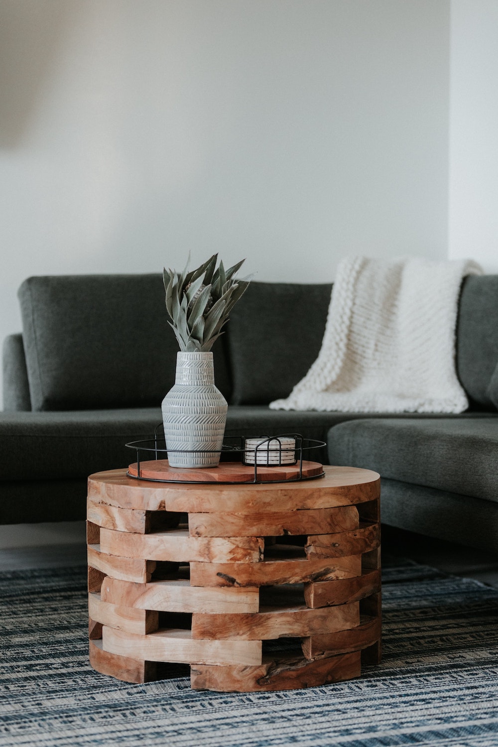 3 Simple Steps To Choosing The Best Coffee Table For Your Living Room ...