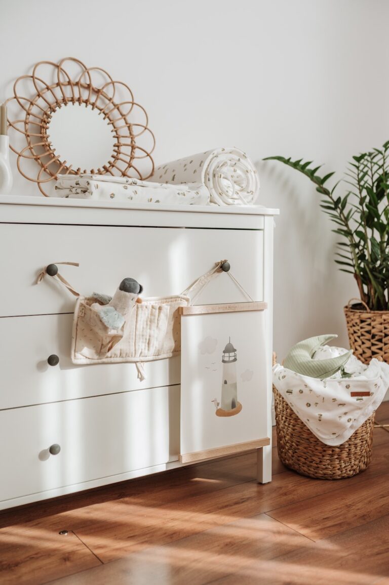 6 Essentials You Need In Your Home If You’re An Expectant Mom