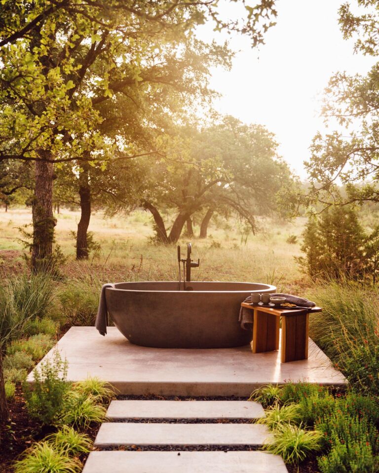 10 Things to Consider Before Installing an Outdoor Soaking Tub