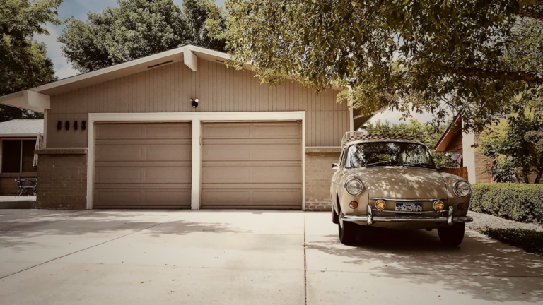 Why a Well-Maintained Garage Supports an Organized Home Interior