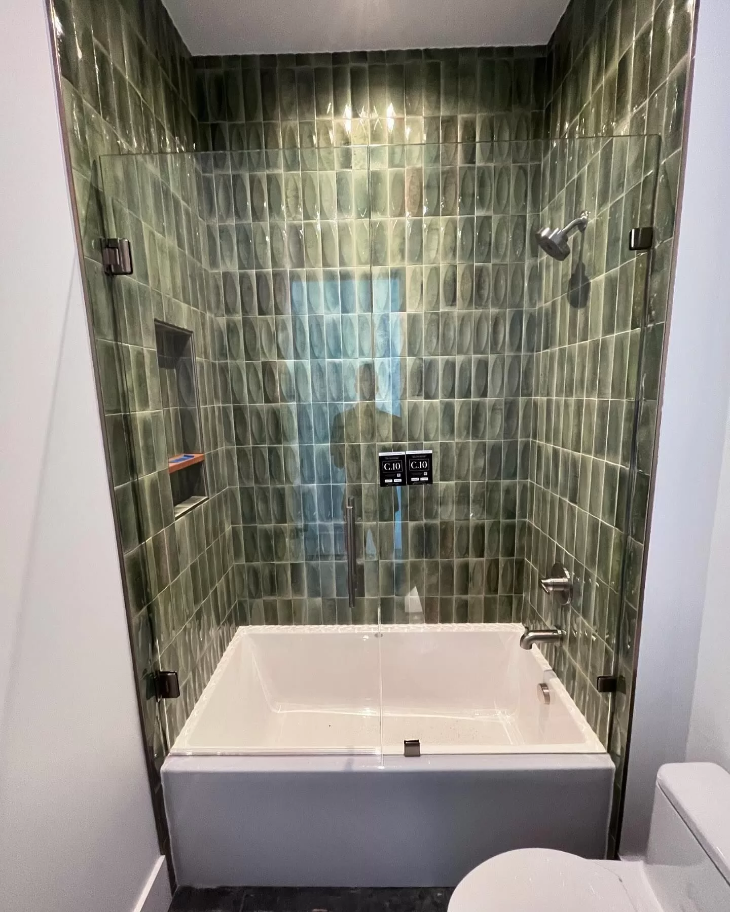 Tips To Take Care Of Glass Shower Doors L'Essenziale