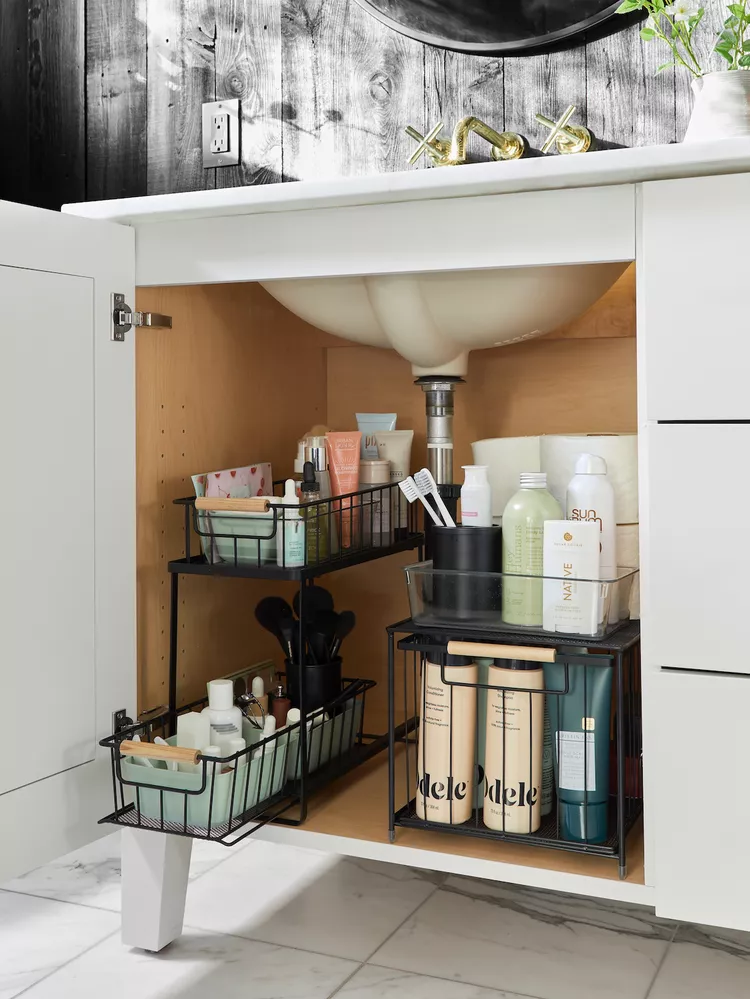 tiny bathroom storage