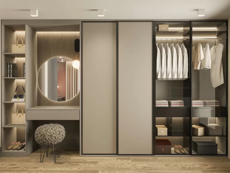 Curating Your Closet: Building a Timeless Wardrobe